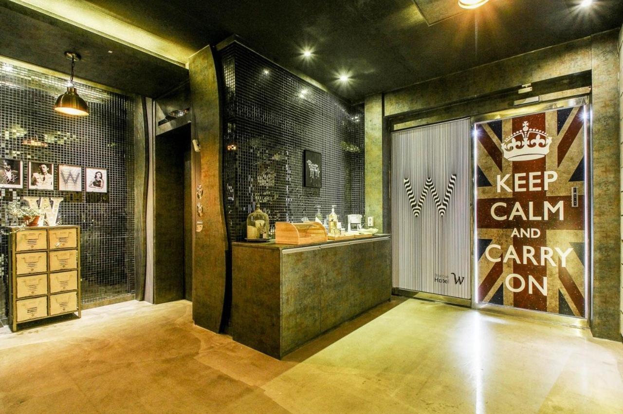 W Boutique Hotel Gimhae Экстерьер фото